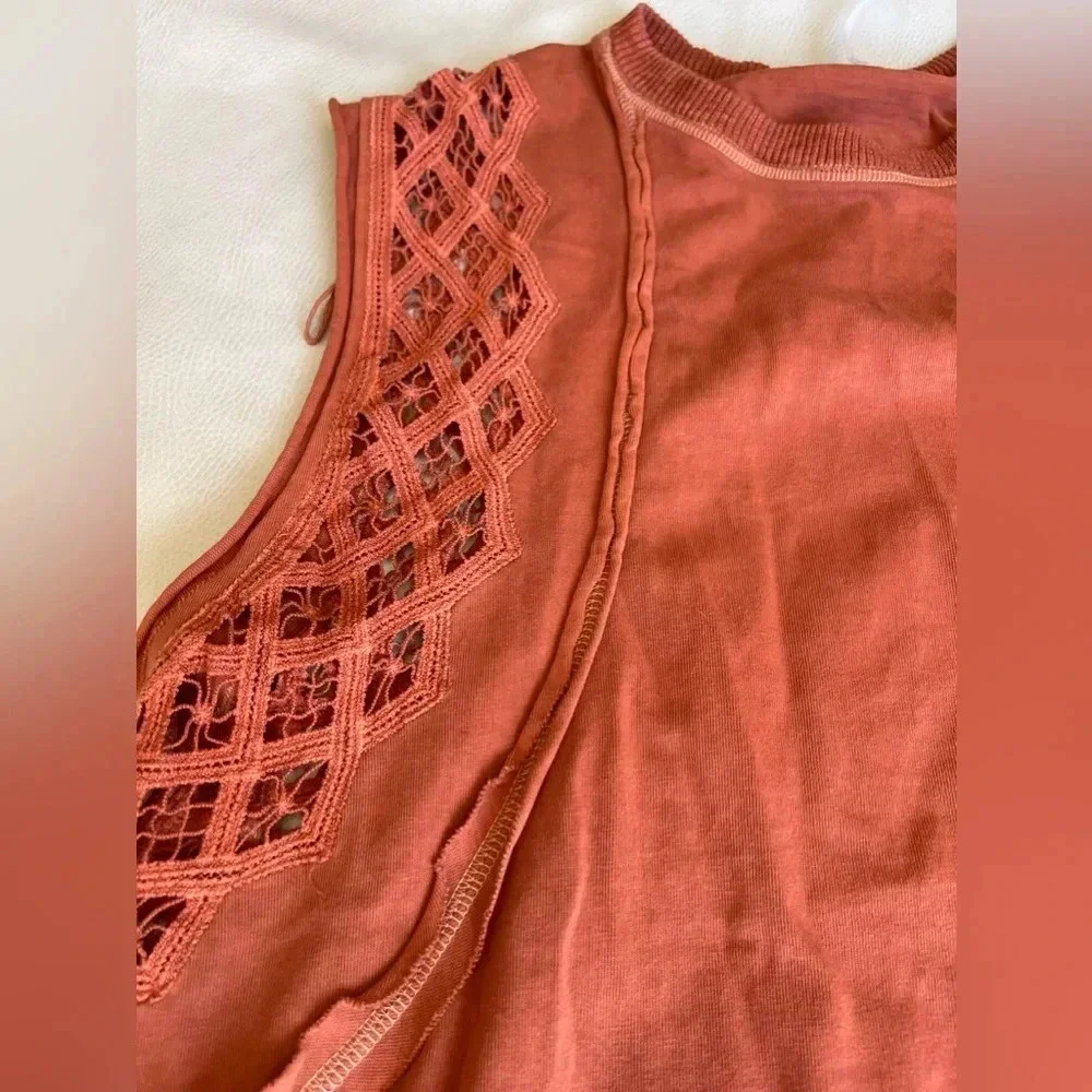 NWOT FREE PEOPLE TABLE FOR TWO TEE TUNIC TOP